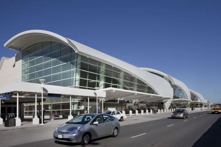 Image of Mineta International Airport (SJC) Terminal B