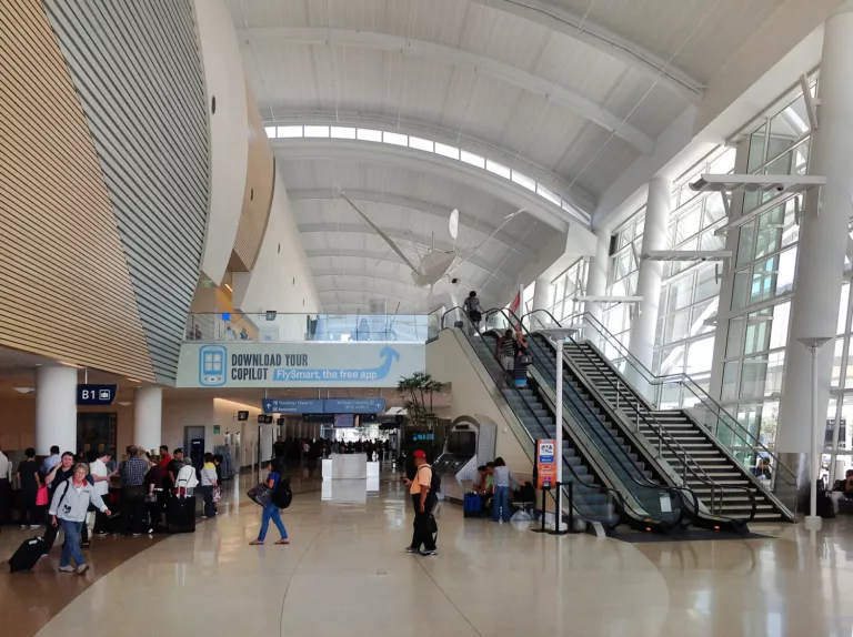 Image of Mineta International Airport (SJC) Terminal B